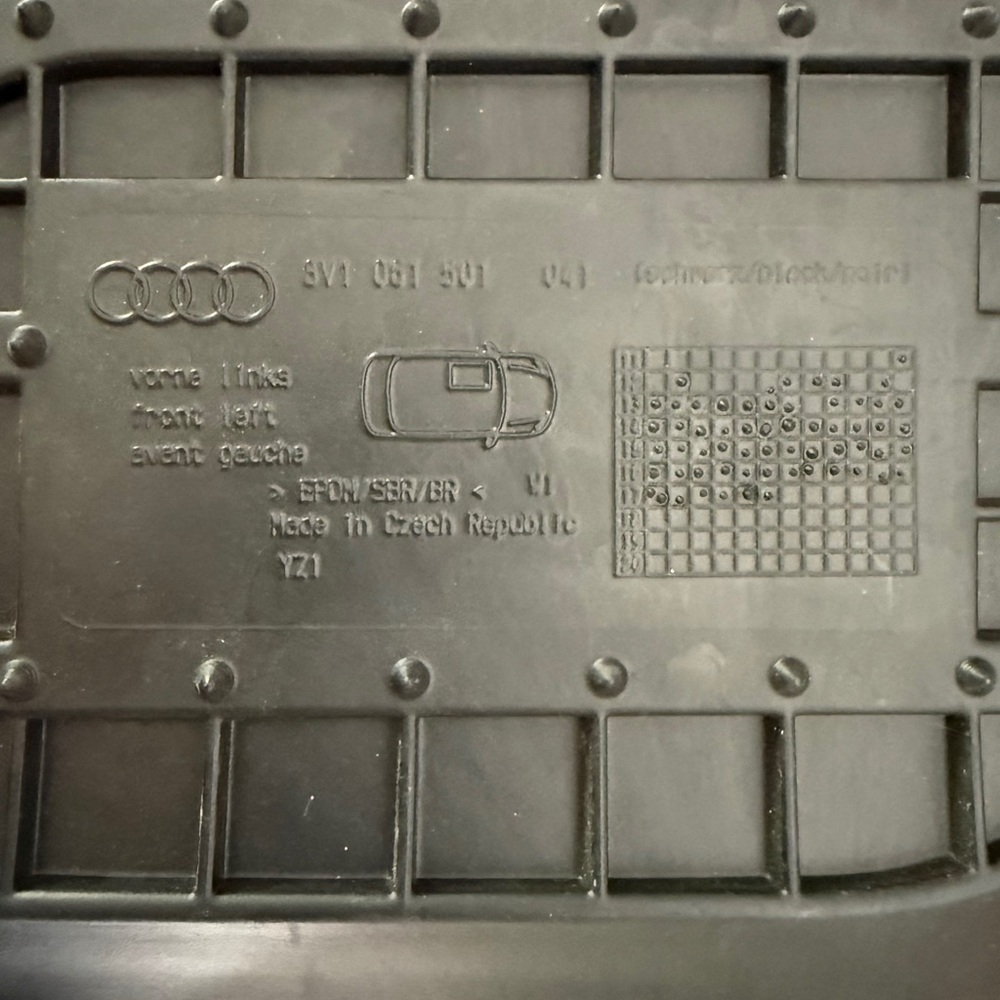 Audi all weather front mats (2). Black